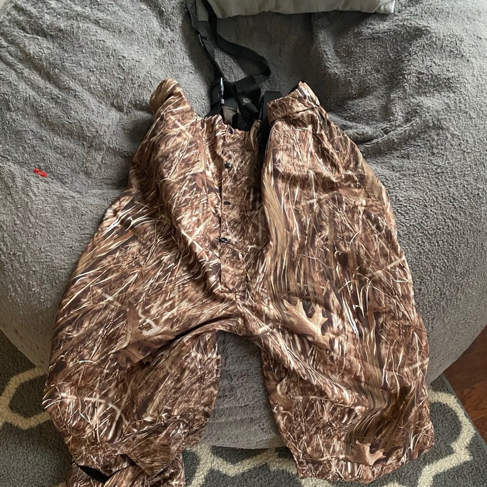 Hunting thin bib